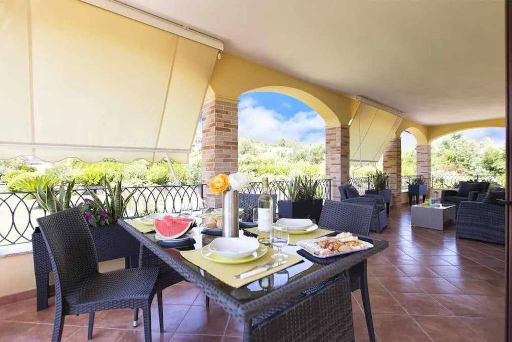 Alghero Villa Mistral Per 7 Persone Terrazza Bbq Ac Wifi المظهر الخارجي الصورة